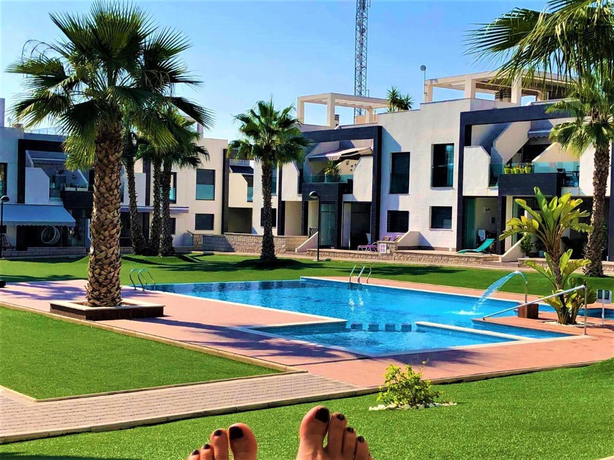 Oasis Beach 1, La Zenia Apartman Orihuela Kültér fotó